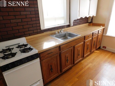 14 Adams Ave, Watertown