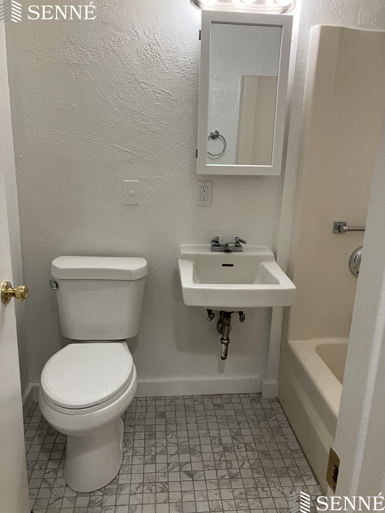 111 Walnut St, Winter Hill