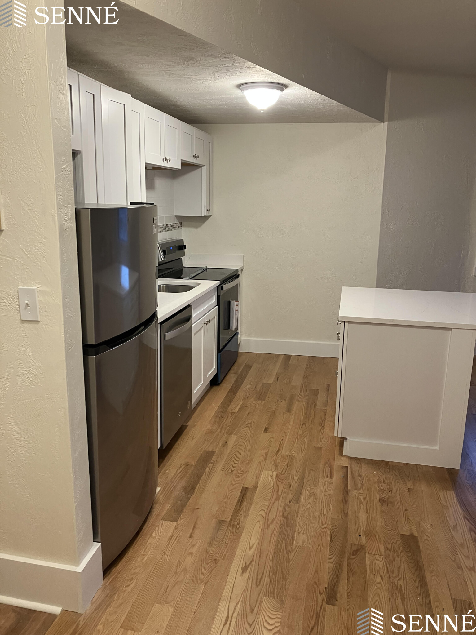 111 Walnut St, Winter Hill