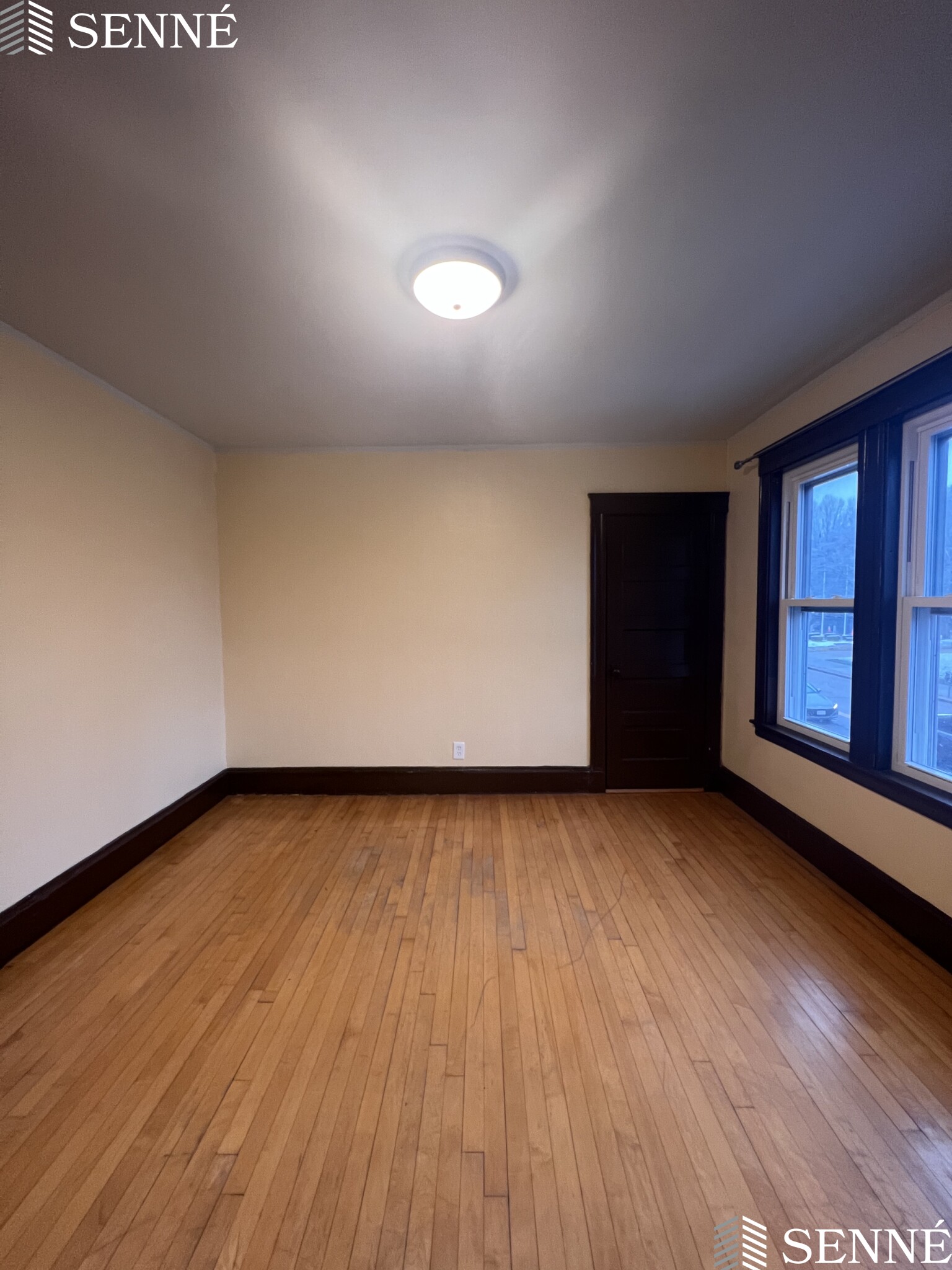 138 Main St, Watertown