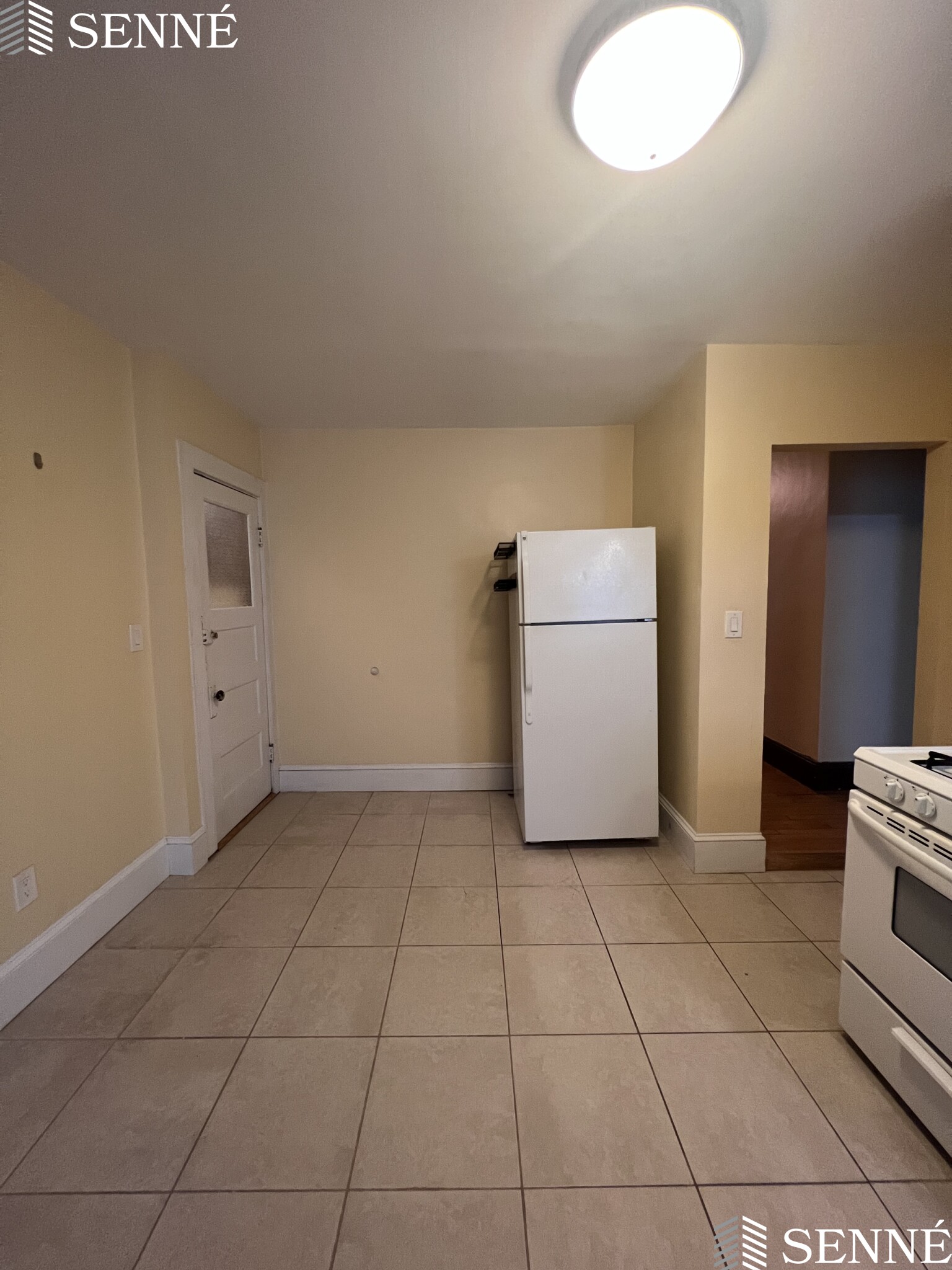 138 Main St, Watertown