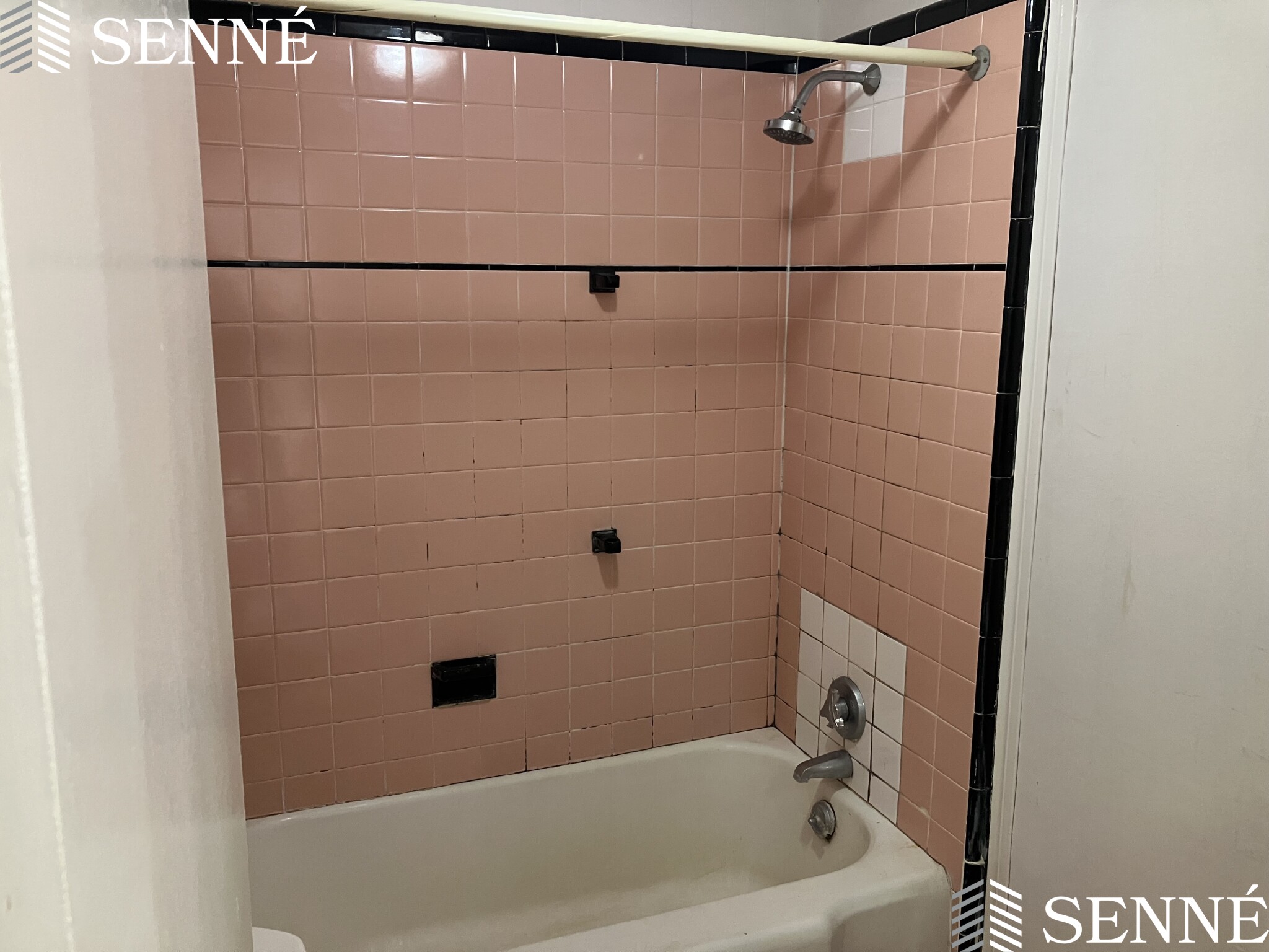 Studio bed, 1 bath apartment for rent at 15 Prentiss St Unit 1R, Baldwin — photo 6 of 13