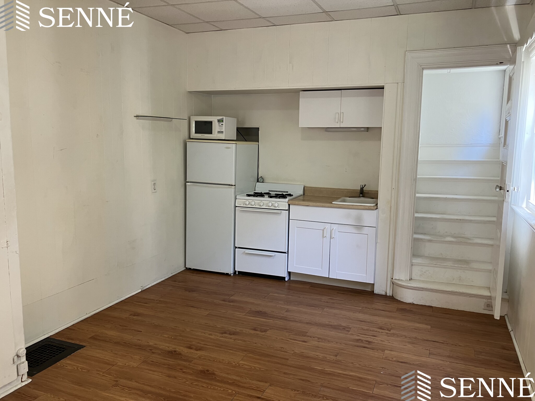 Studio bed, 1 bath apartment for rent at 15 Prentiss St Unit 1R, Baldwin — photo 12 of 13