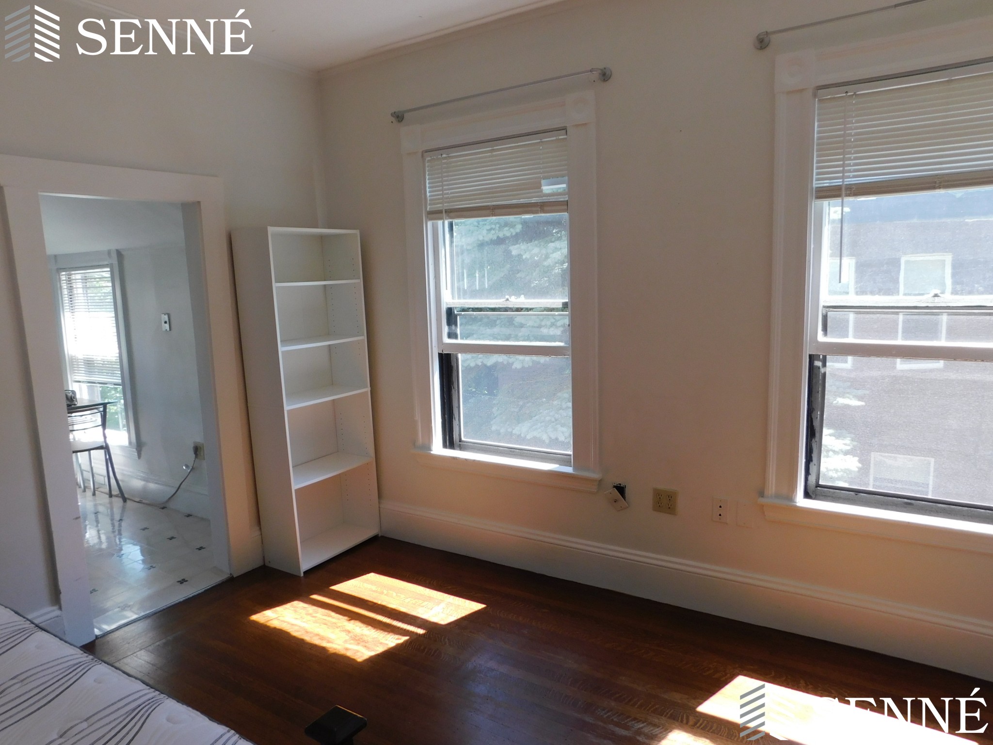 Studio bed, 1 bath apartment for rent at 49 Garfield St Unit 4, Baldwin — photo 3 of 6