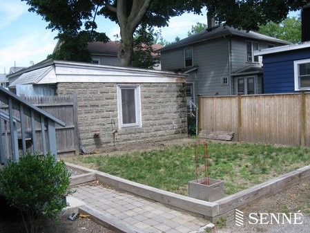 2 bed, 1 bath apartment for rent at 33 Paulina St Unit 1, Davis Square — photo 2 of 2