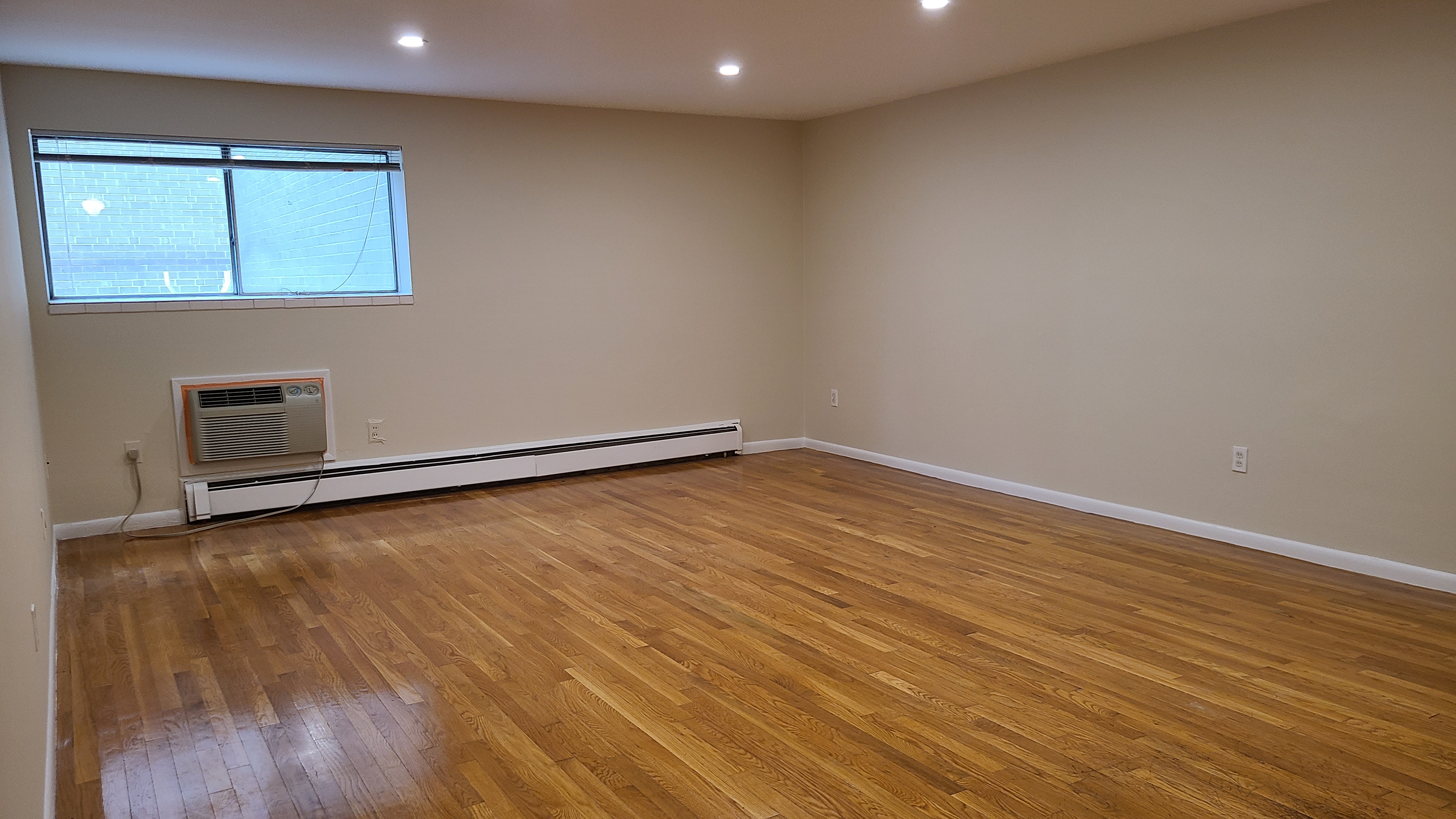 1 bed, 1 bath apartment for rent at 121 Tremont St Unit 121, Brighton — photo 3 of 12