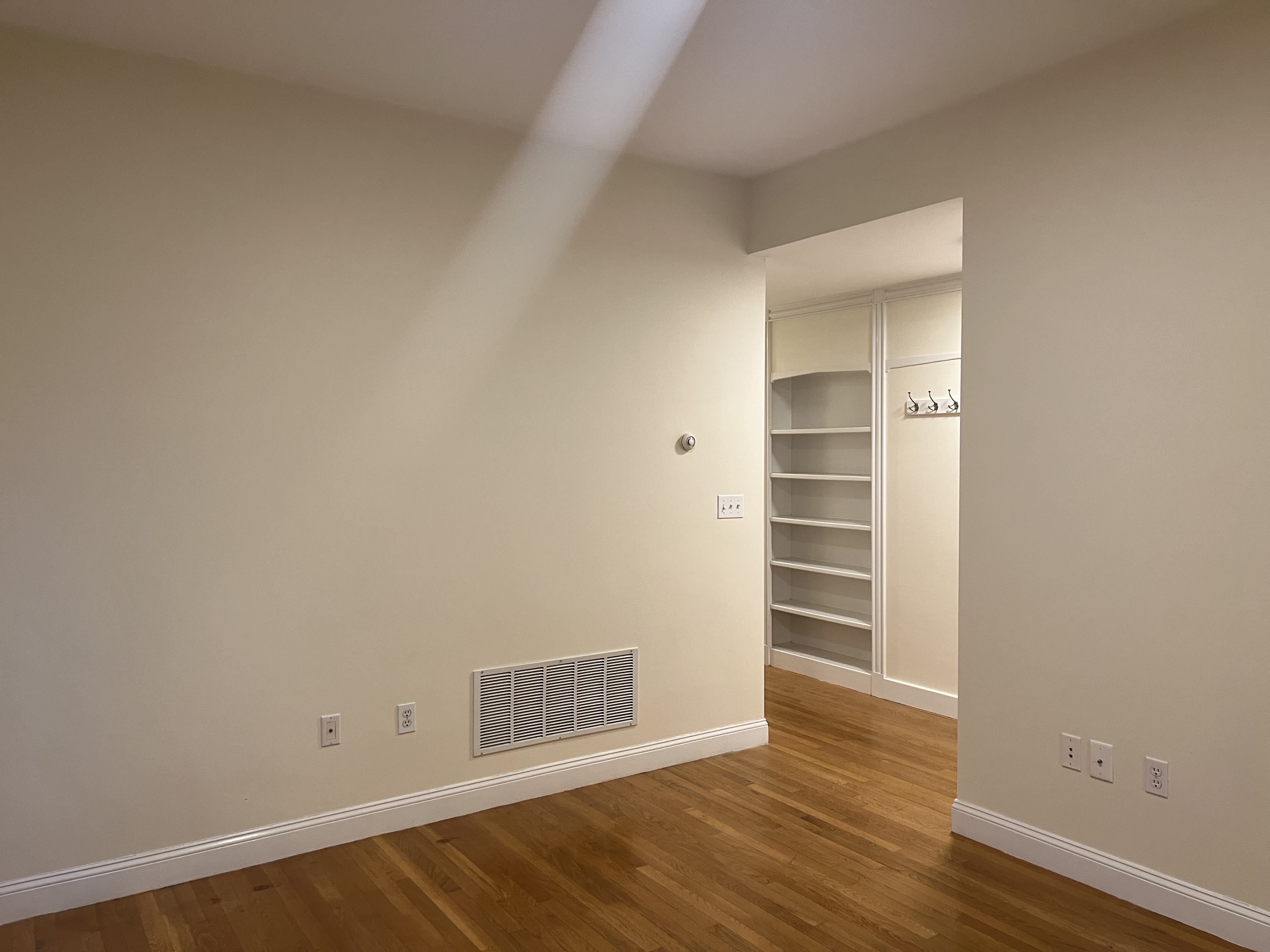 20 Clarendon St, Watertown