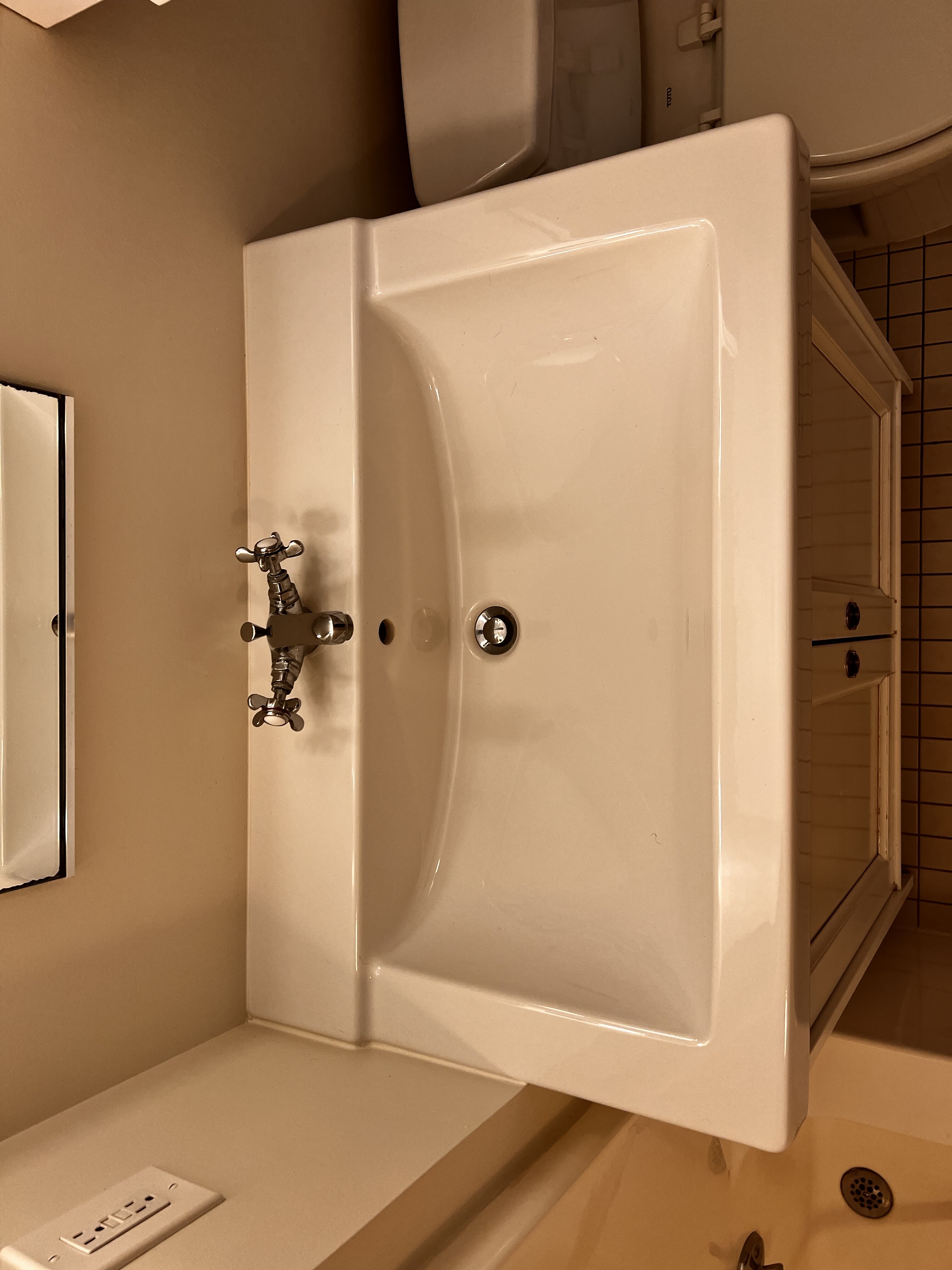 1008 Massachusetts Ave, Central Square