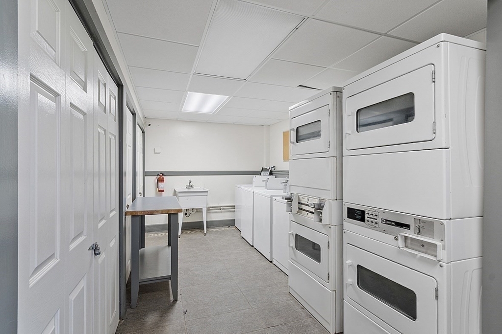 7 Arizona Ter, Arlington