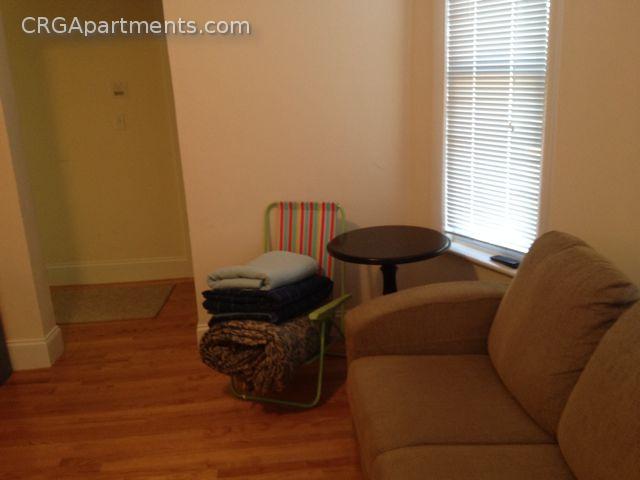 4 bed, 2 bath apartment for rent at 364 Highland Ave Unit 2, Davis Square — photo 4 of 13