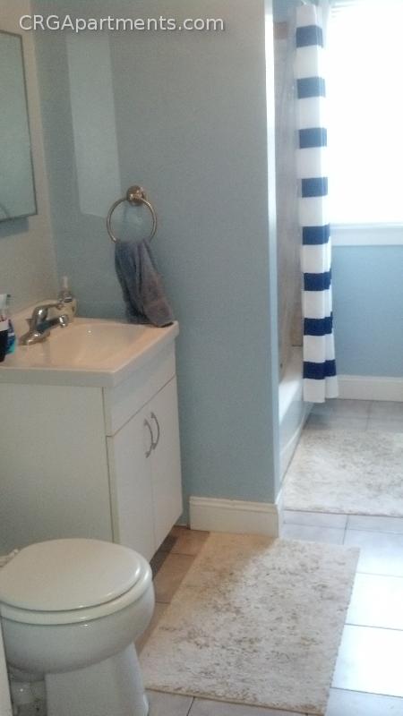 86 Fellsway West, East Somerville