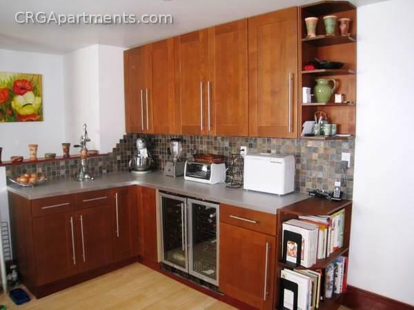 95 Shore Dr, Winter Hill