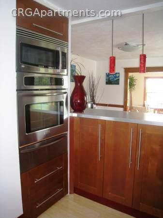 95 Shore Dr, Winter Hill