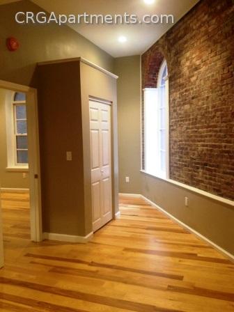 17 Bow St, Prospect Hill