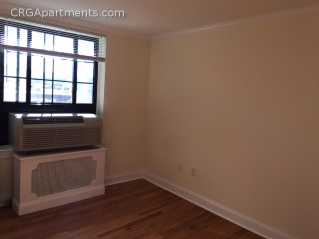 60 Brattle St, West Cambridge