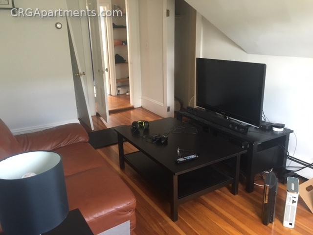 156 Morrison Ave, Davis Square