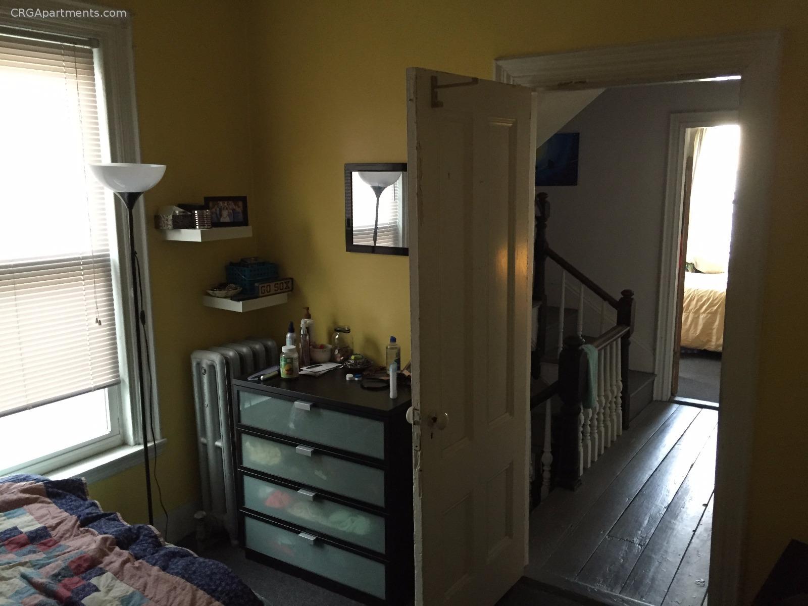 11 Clarendon Ave, Teele Square