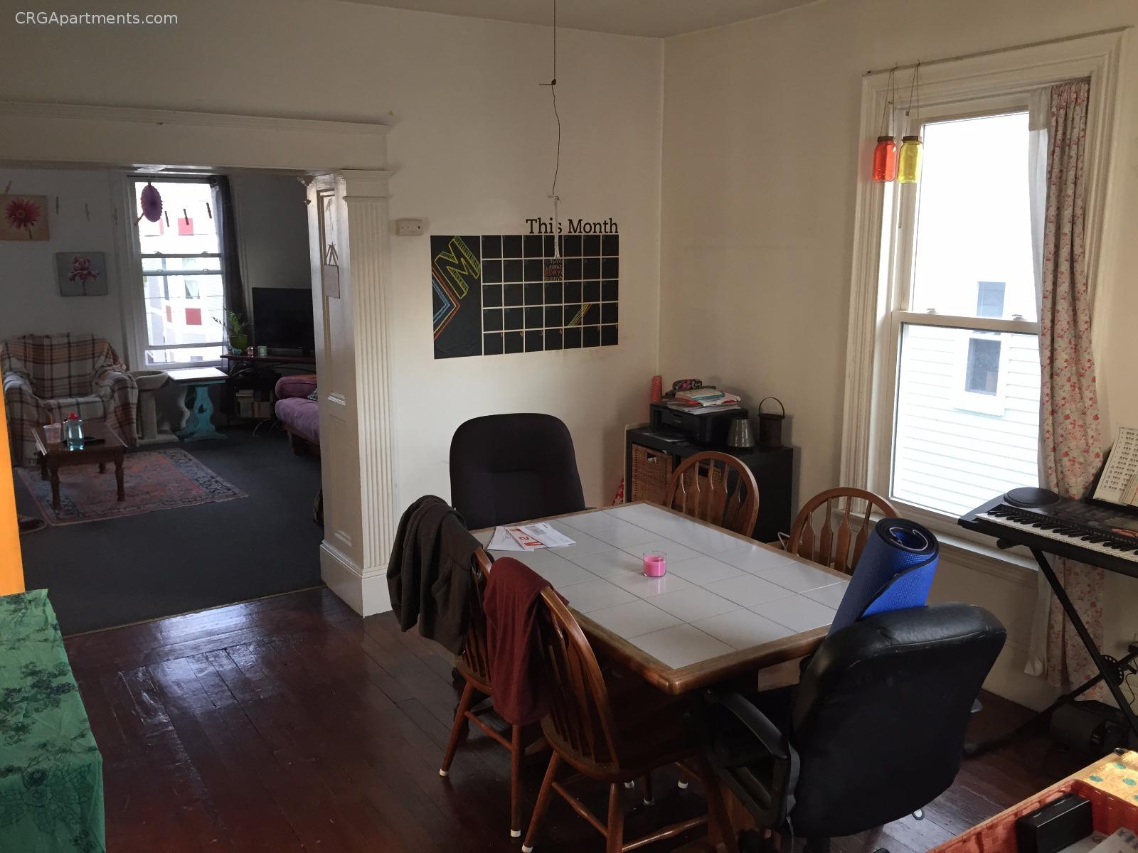 11 Clarendon Ave, Teele Square