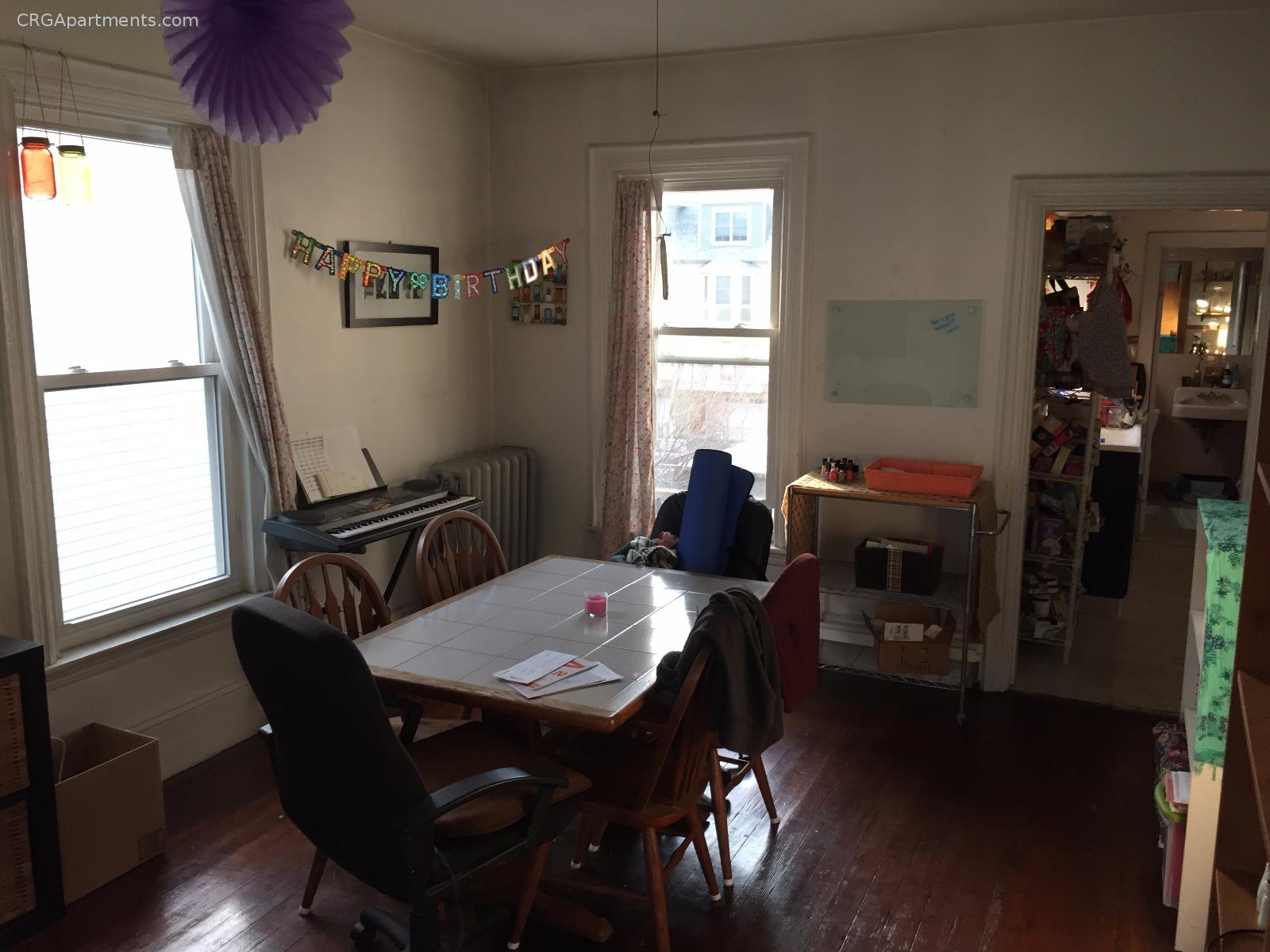 11 Clarendon Ave, Teele Square