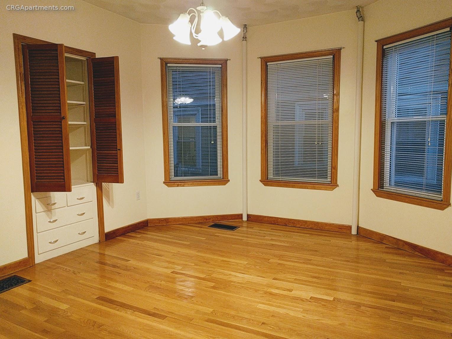 35 37 Hancock St, Davis Square