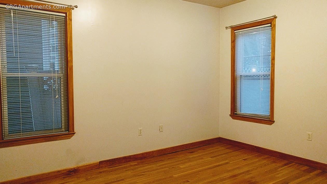 35 37 Hancock St, Davis Square