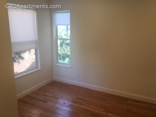 379 Harvard St, Mid-Cambridge