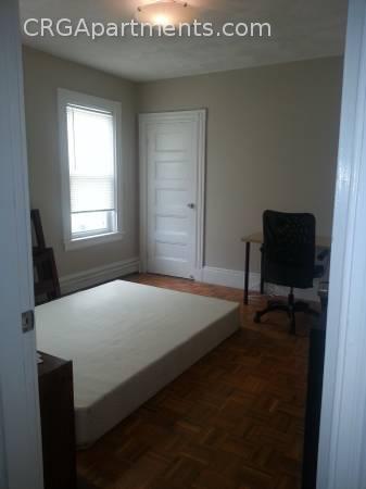 70 Willow St, Inman Square