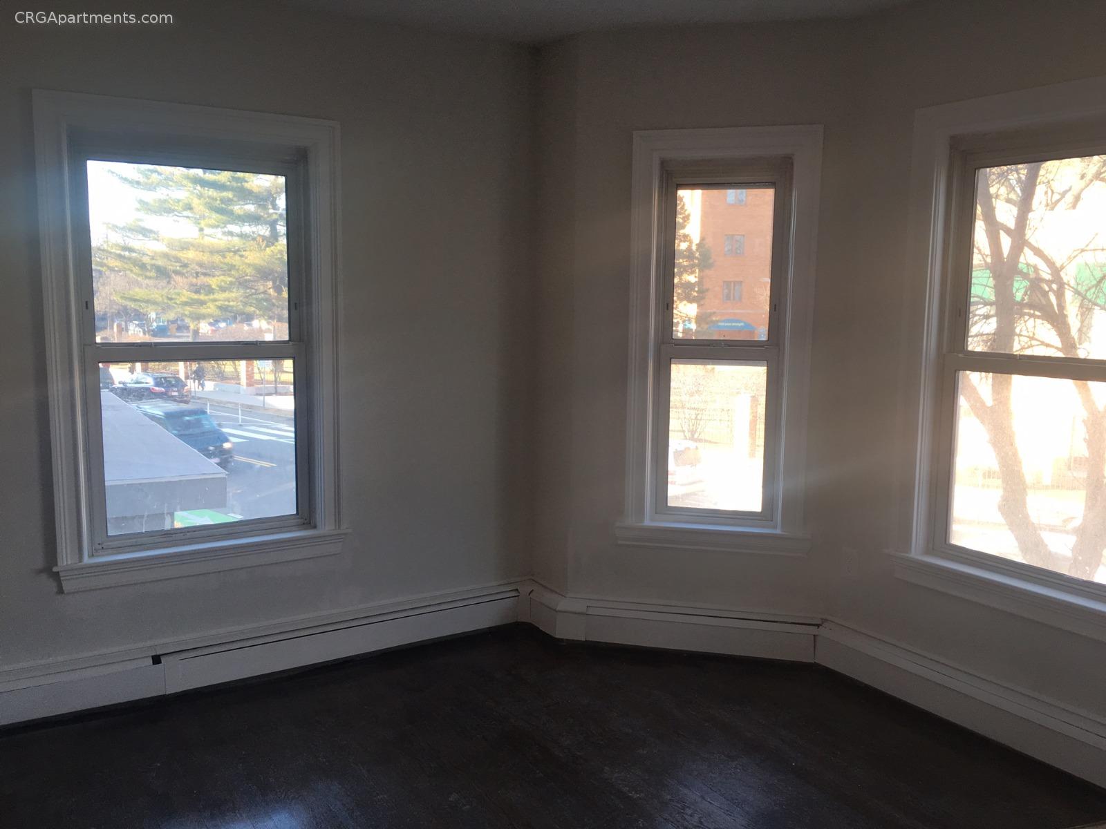 1556 Cambridge St, Mid Cambridge