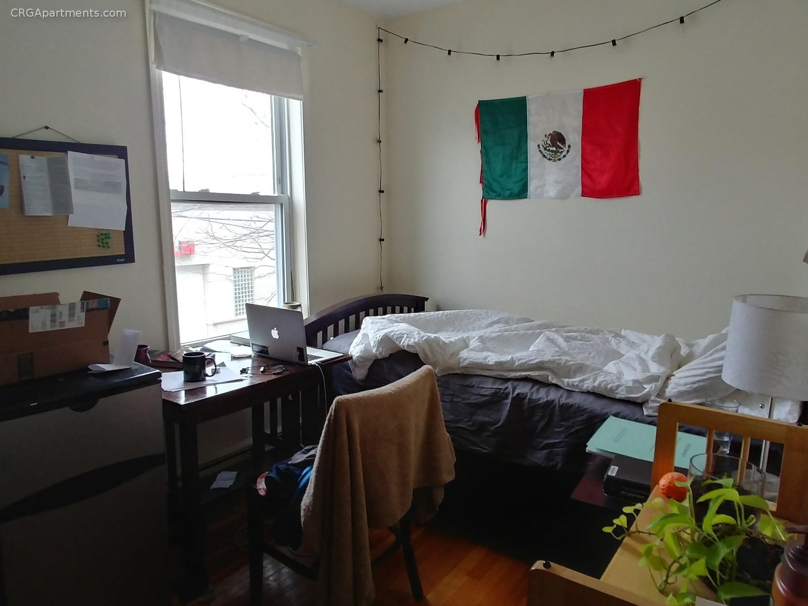 4 bed, 2 bath apartment for rent at 315 Elm St Unit 2, Inman Square — photo 10 of 27