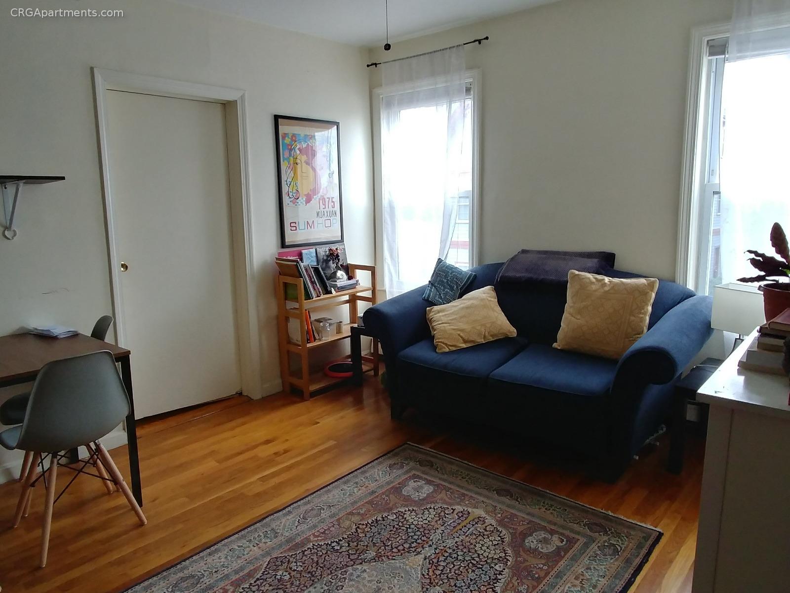 4 bed, 2 bath apartment for rent at 315 Elm St Unit 2, Inman Square