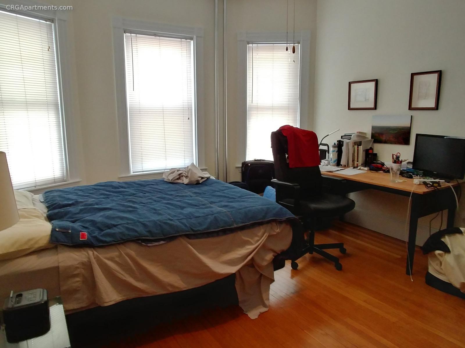 1539 Cambridge St, Mid-Cambridge