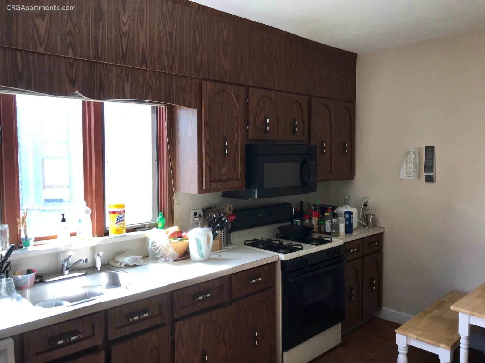 187 Broadway, East Somerville