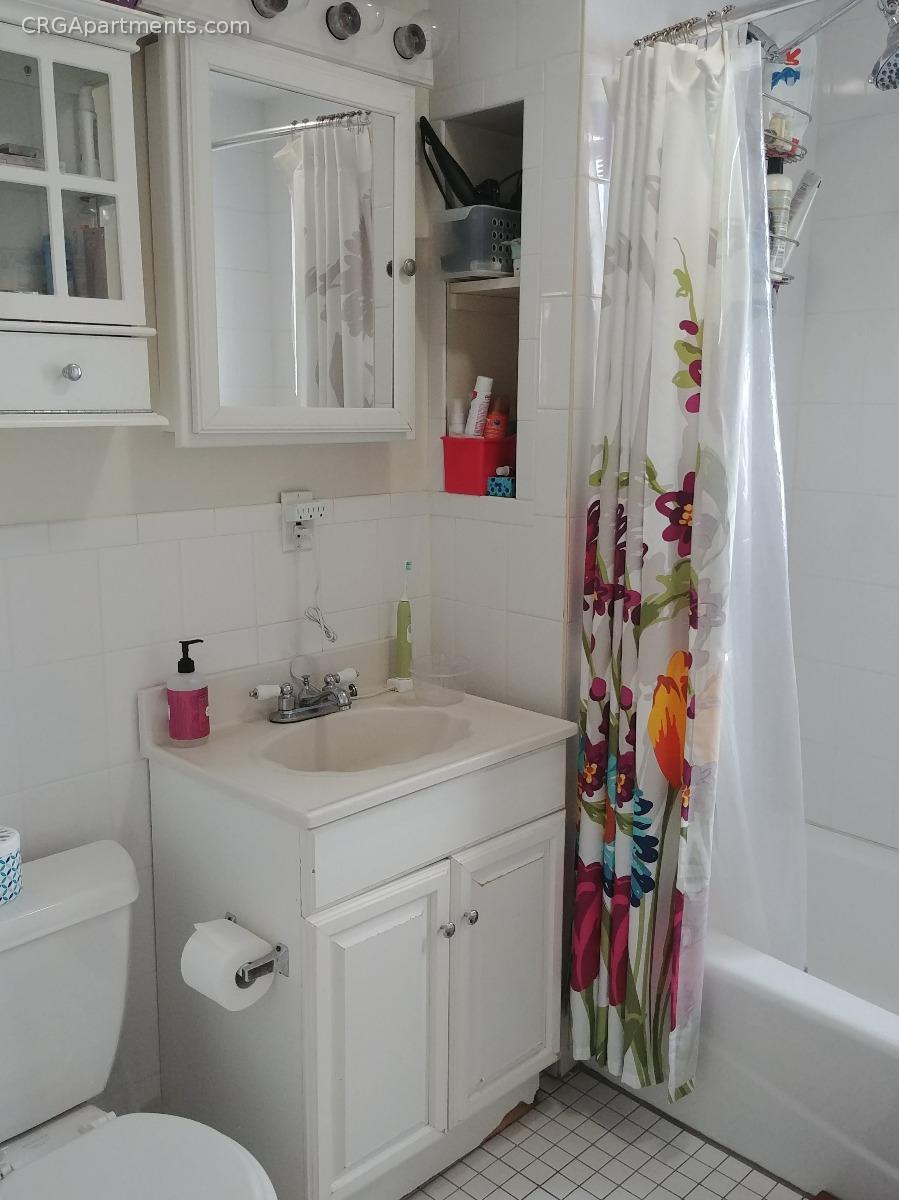 74 Fremont St, South Medford