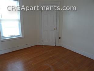 3 bed, 1 bath apartment for rent at 33 Jefferson St Unit 2, Inman Square — photo 11 of 13