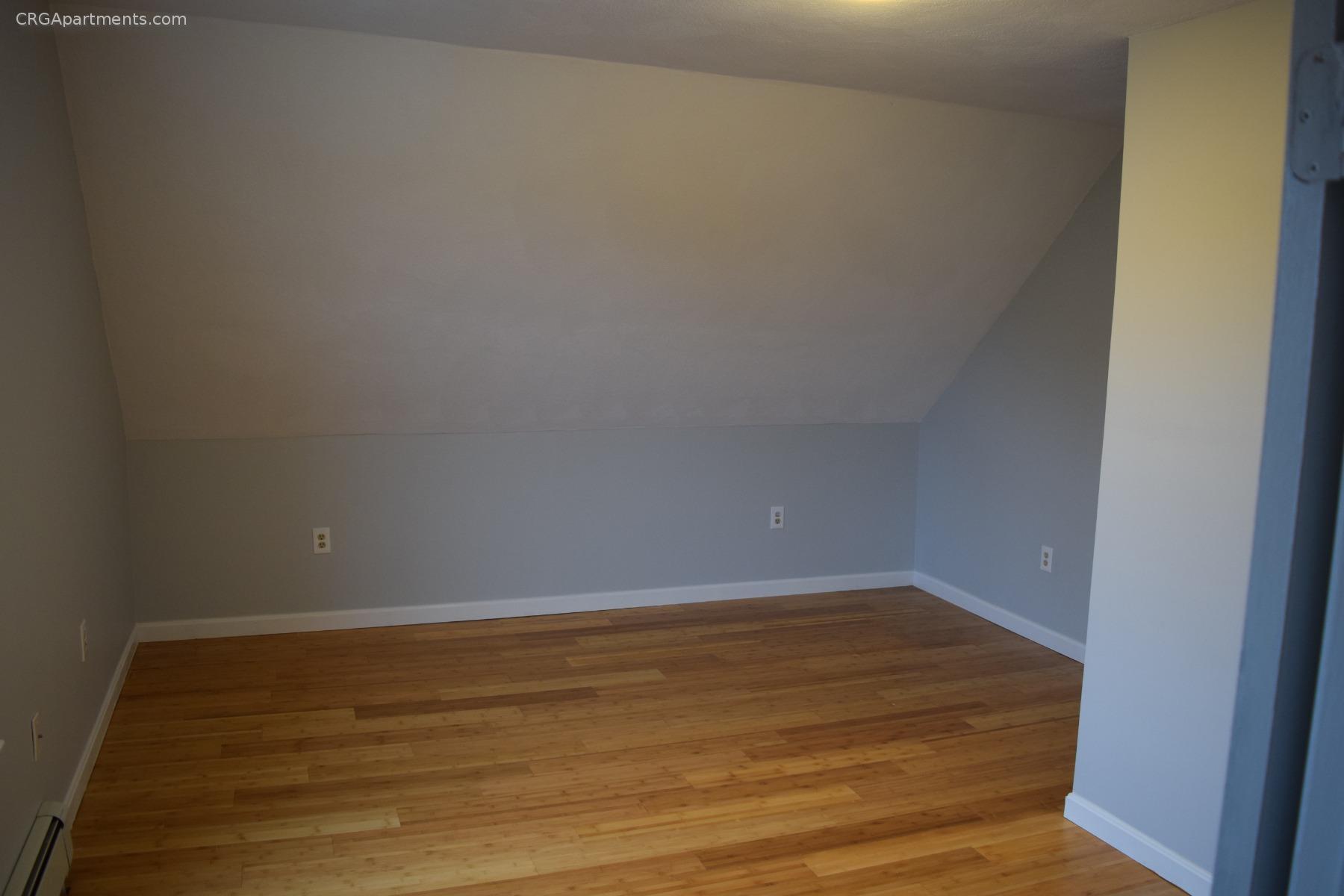 65 Lowell St, Spring Hill