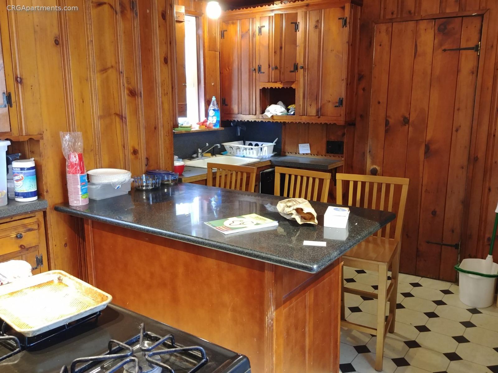 15 Curtis Ave, West Somerville