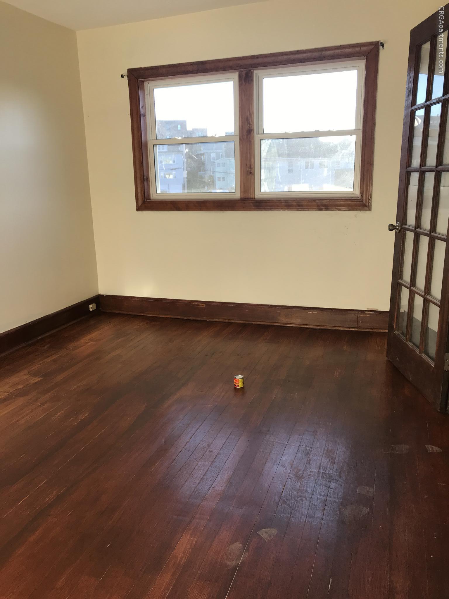 569 Main St, South Medford