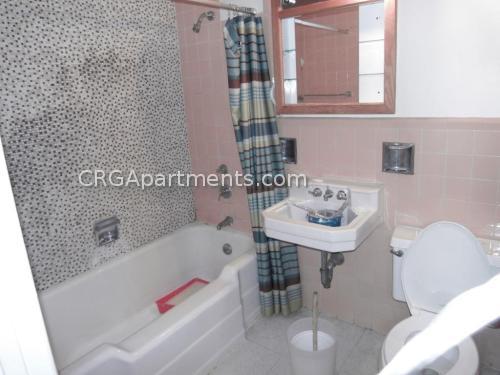 7 Brattle Dr, Arlington