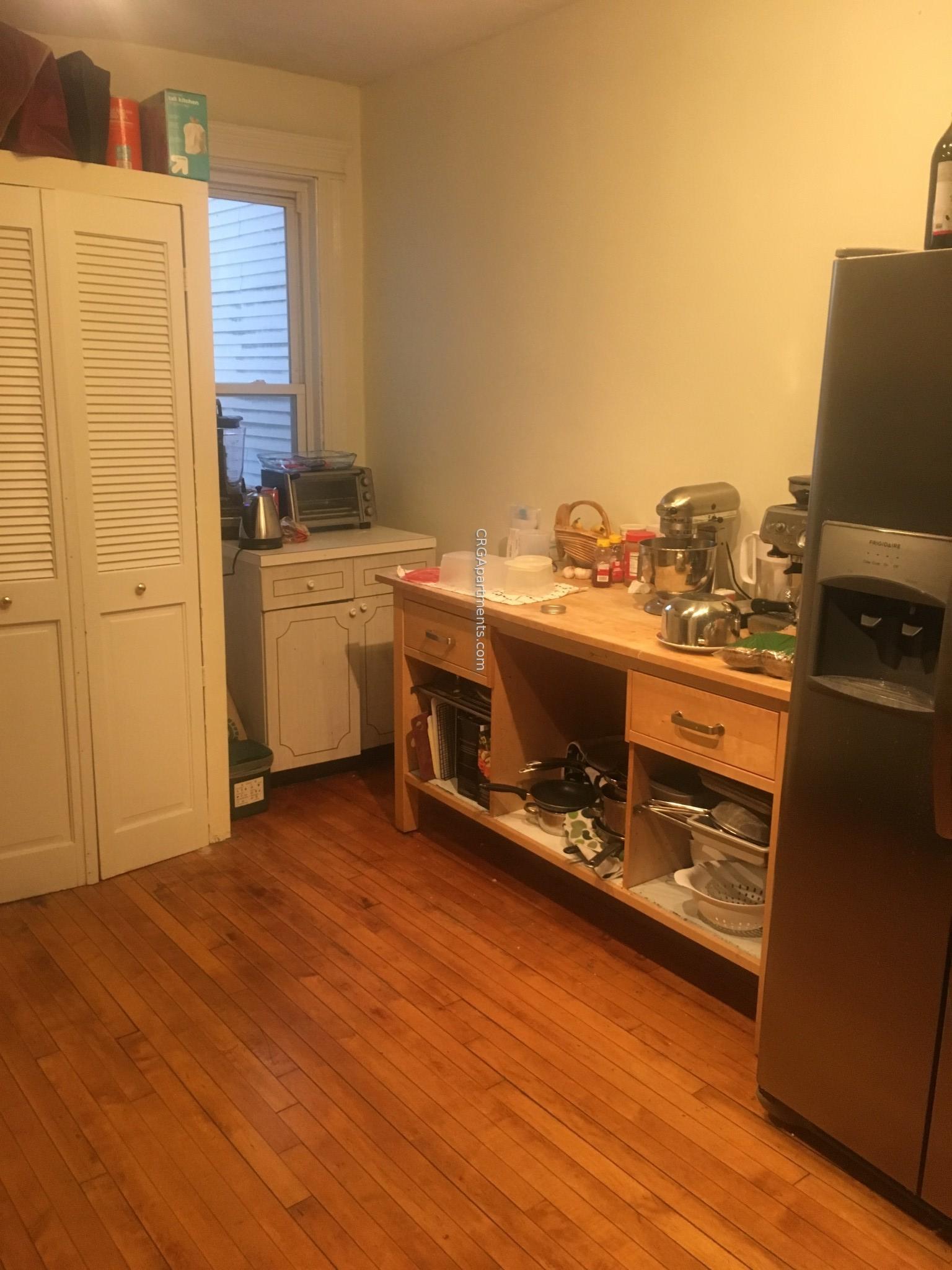 229 Harvard St, The Port