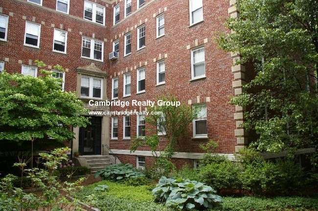 24 Chauncy St, Harvard Square