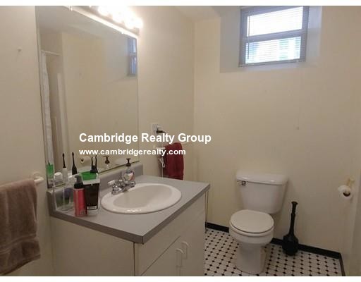 24 Chauncy St, Harvard Square