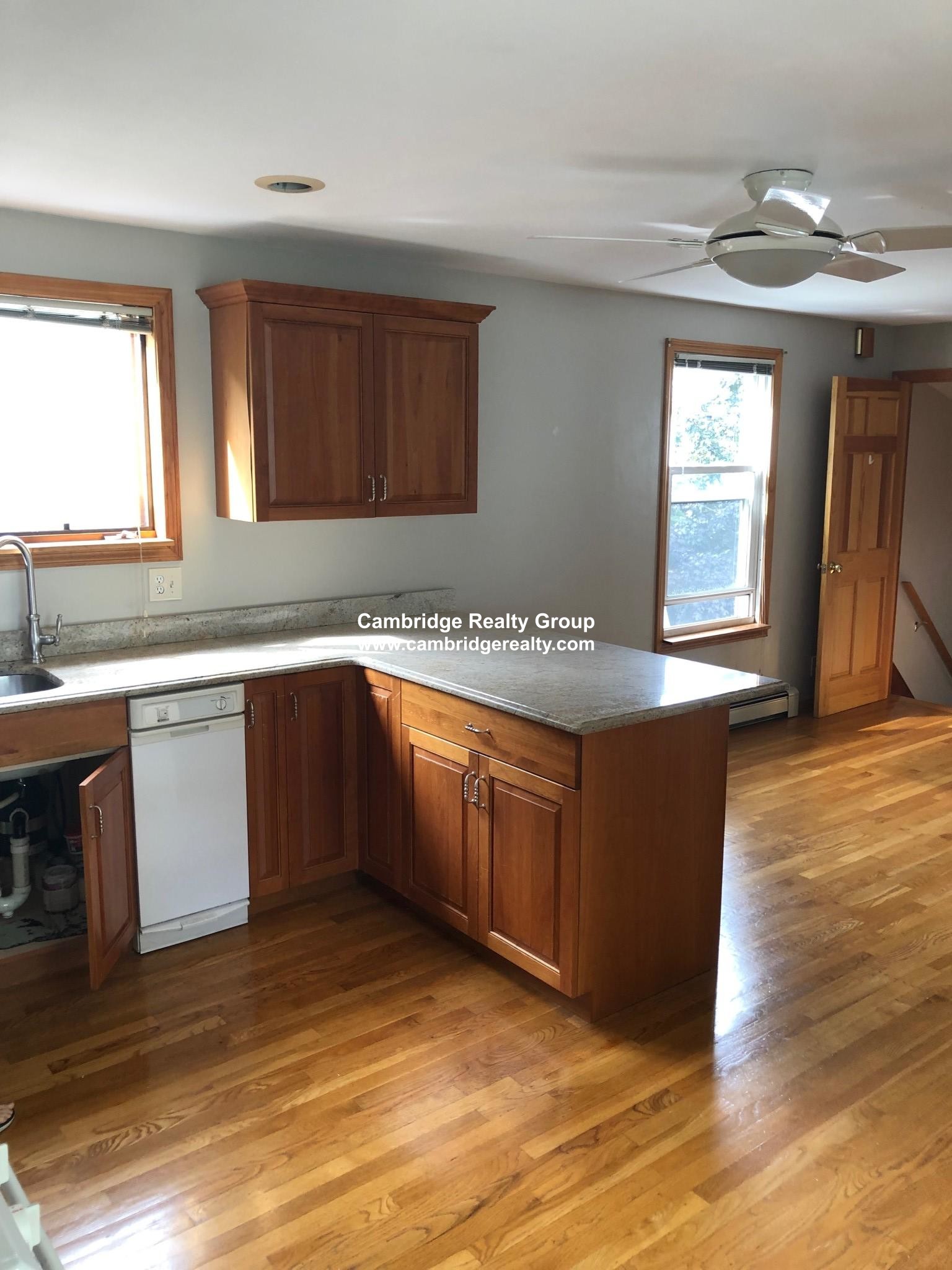 32 Robinson St, Winter Hill