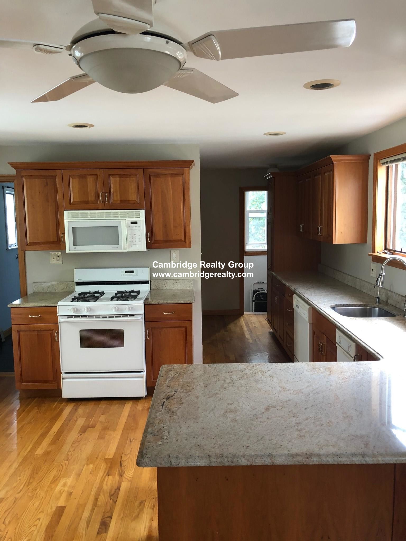 32 Robinson St, Winter Hill