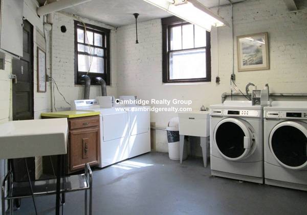 34 Ash St, Harvard Square