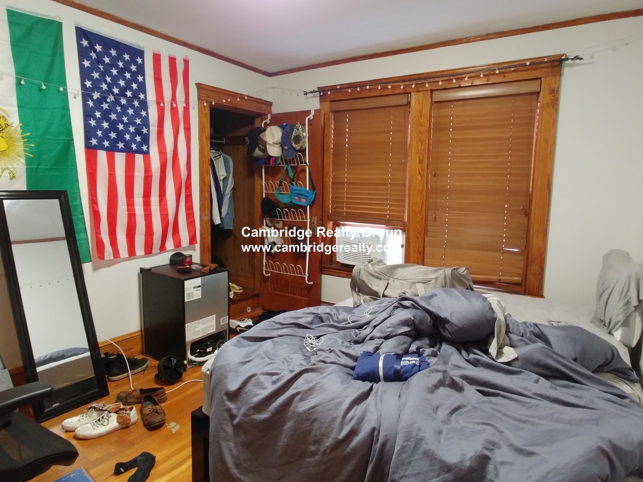 12 Upland Rd, West Somerville