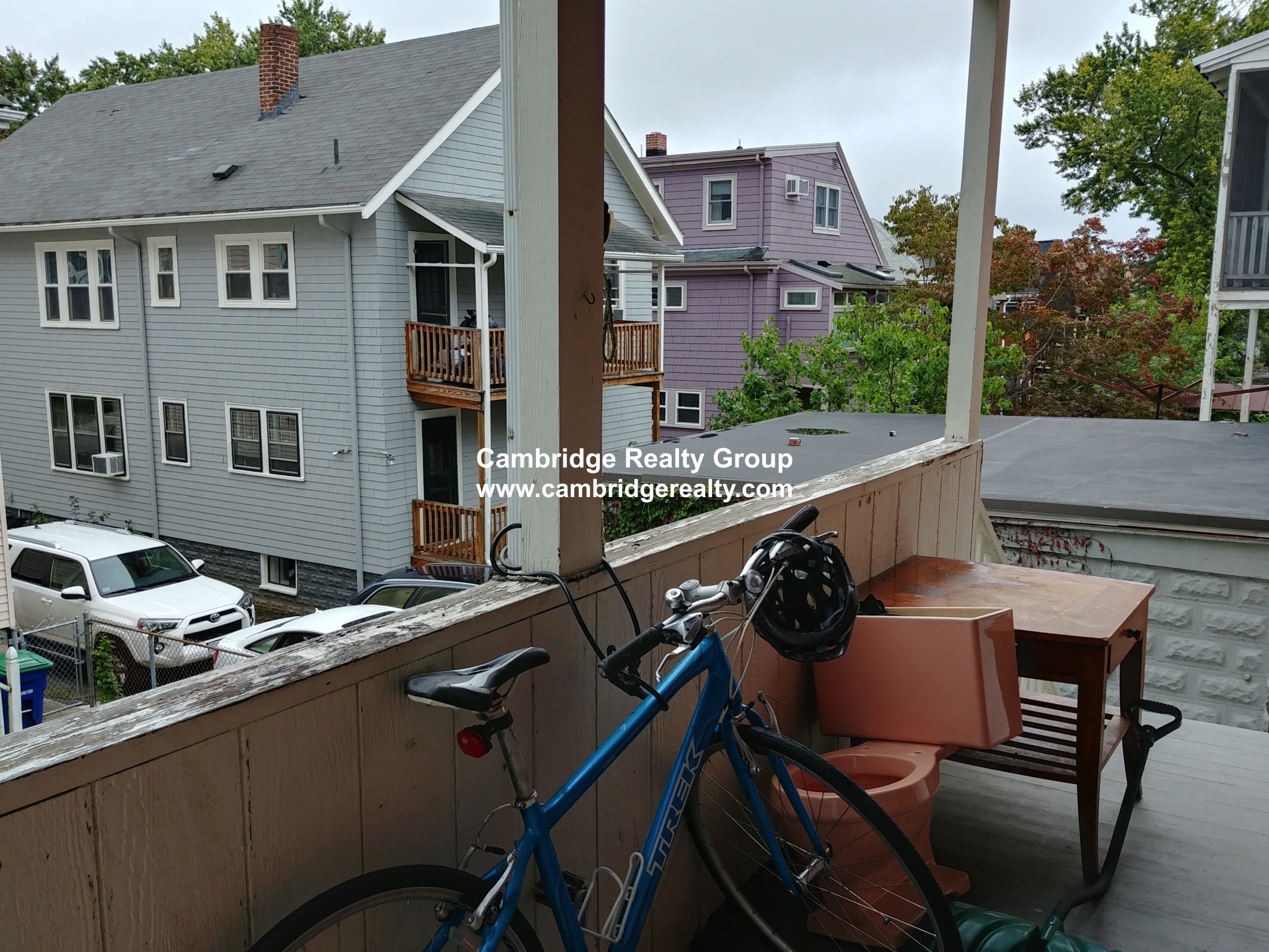 12 Upland Rd, West Somerville