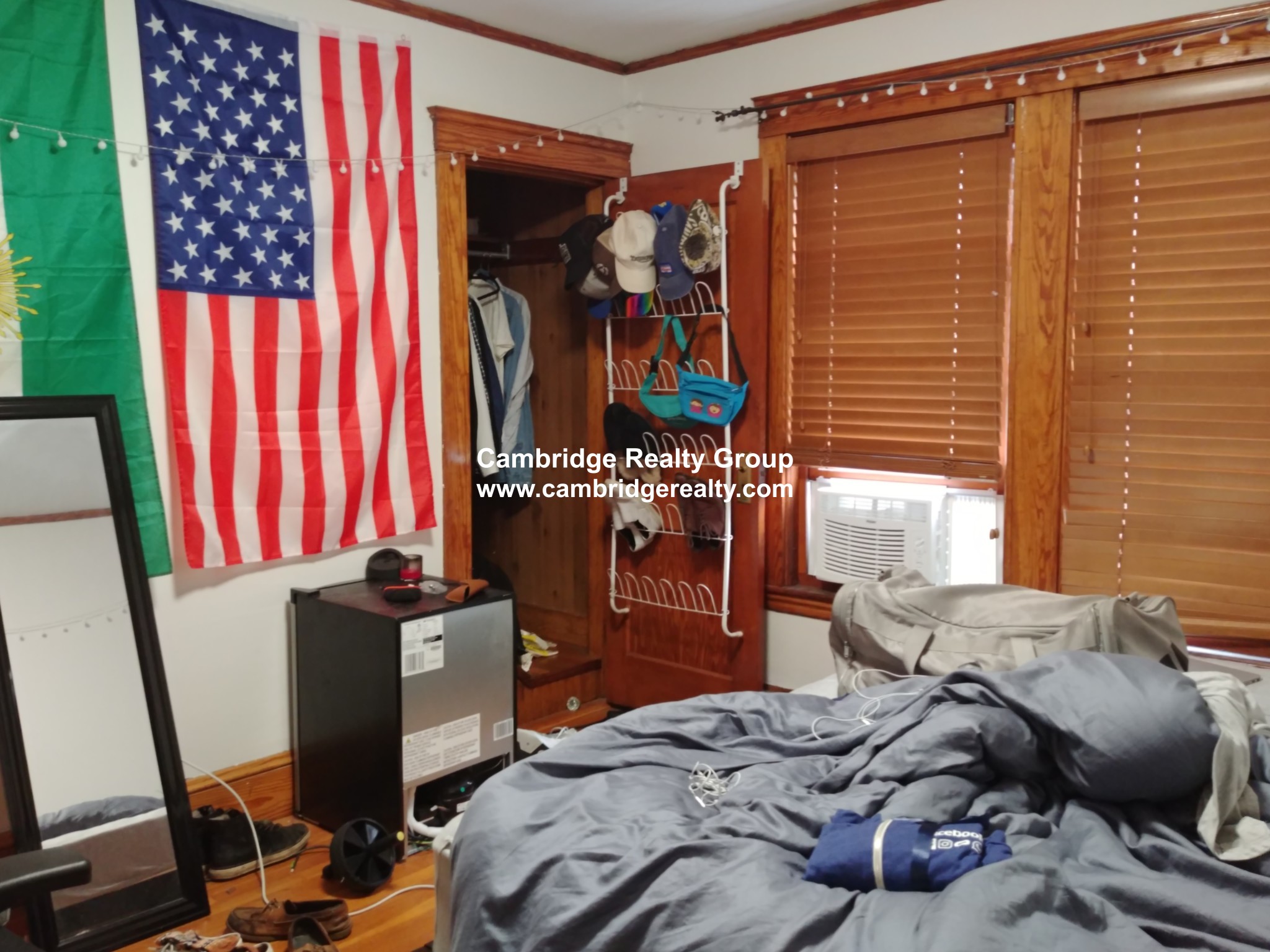 12 Upland Rd, West Somerville