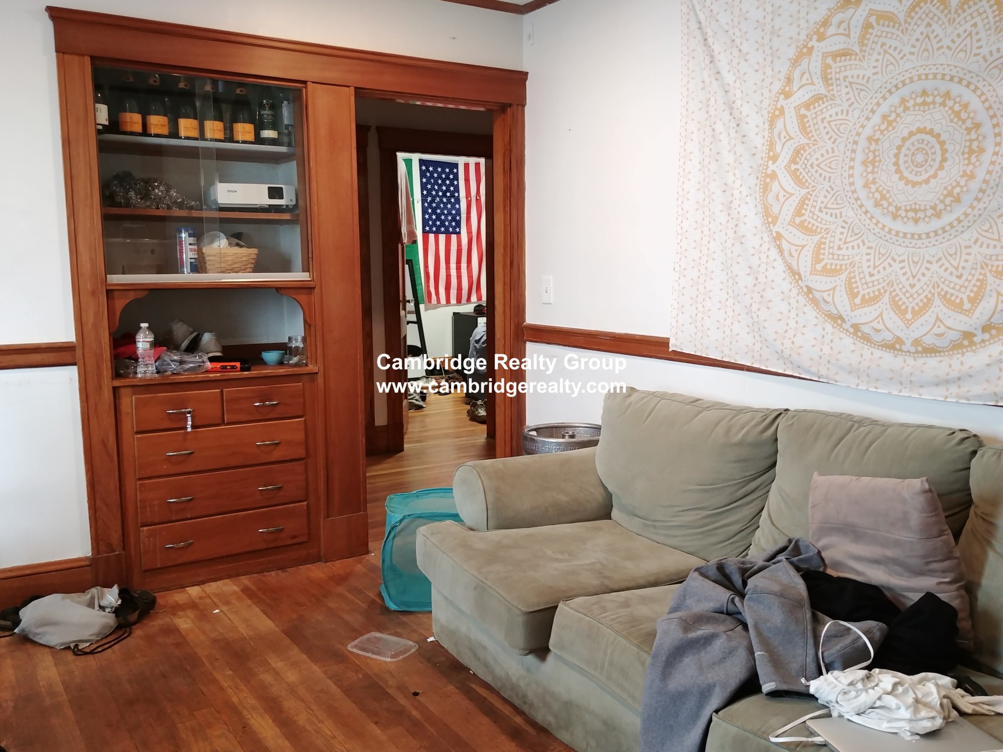 12 Upland Rd, West Somerville