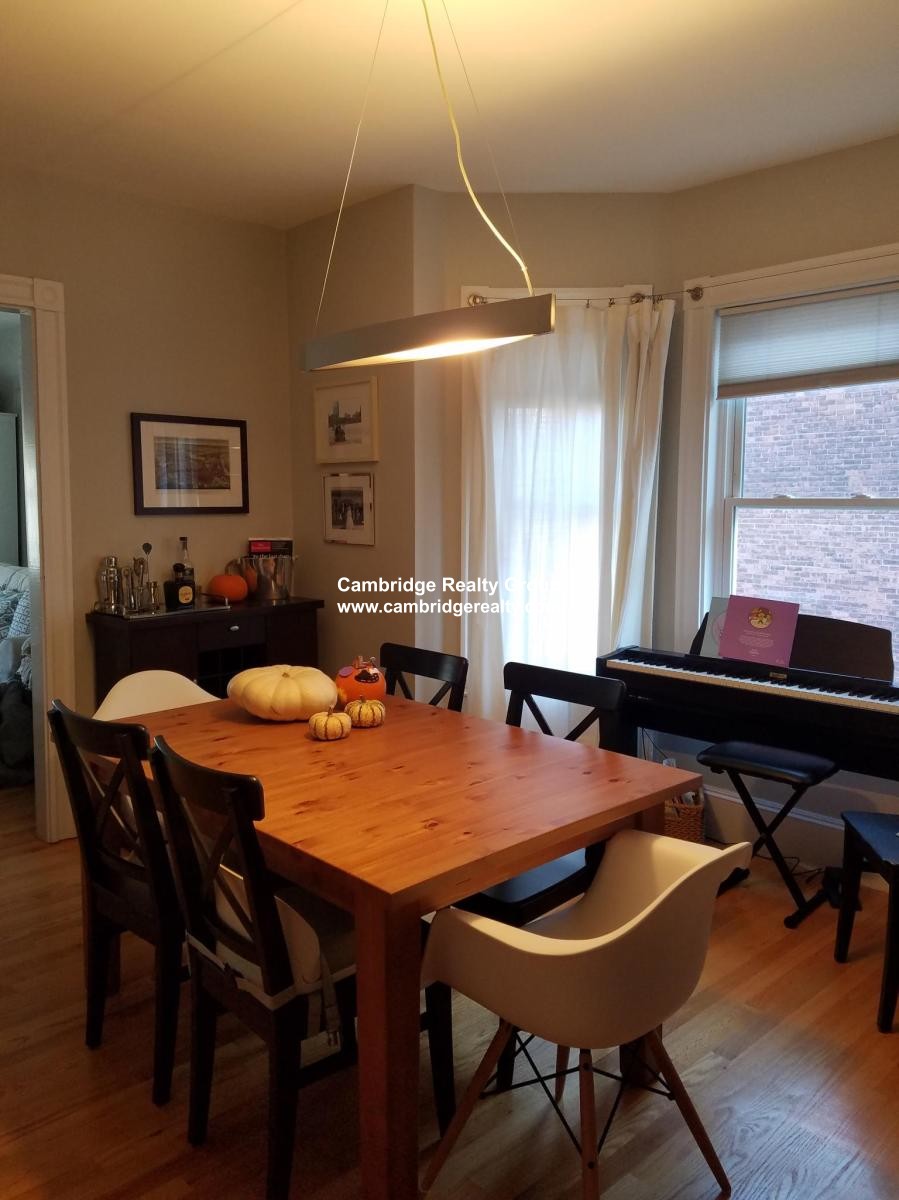 36 William St, Cambridgeport