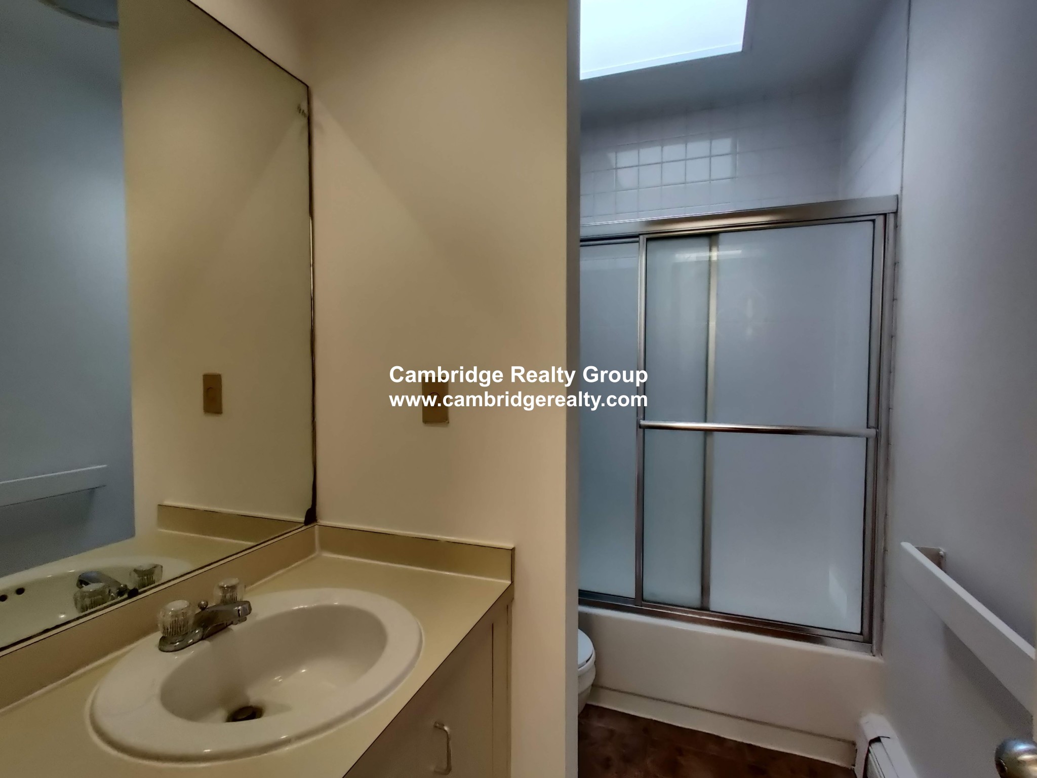 9 Fort Washington Pl, Cambridgeport